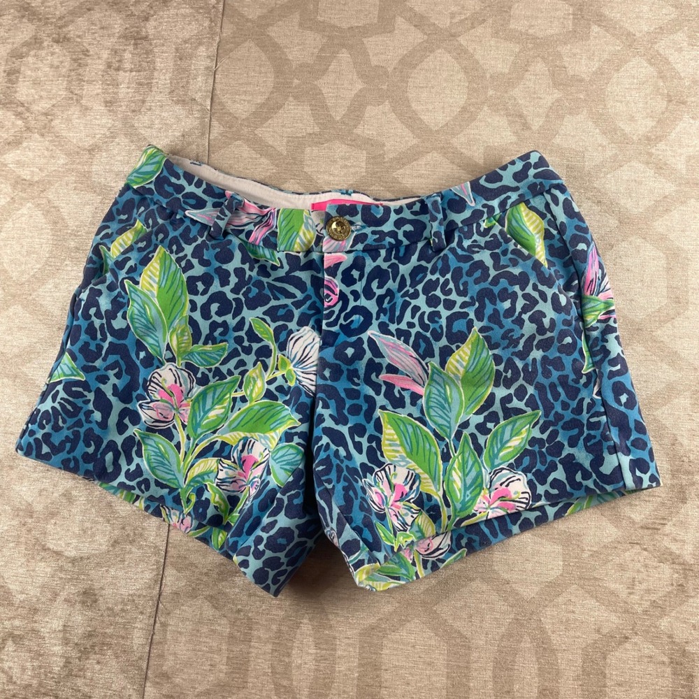 Lilly Pulitzer Callahan Shorts Women 2 Blue Wild Confetti Leopard Chino 5"